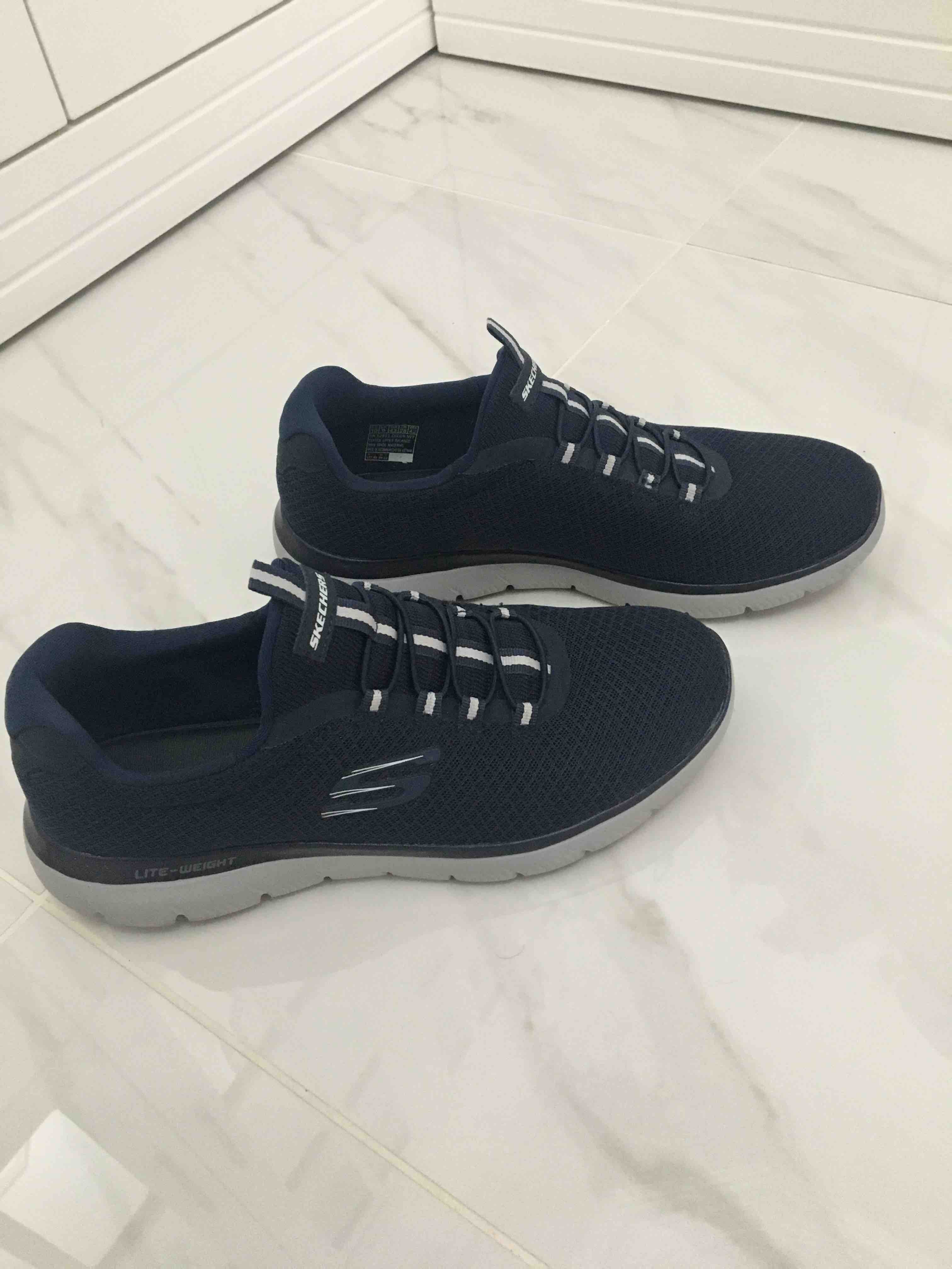 کتانی تمرین و دویدن مردانه اسکیچرز Skechers اورجینال 52811NVY photo review