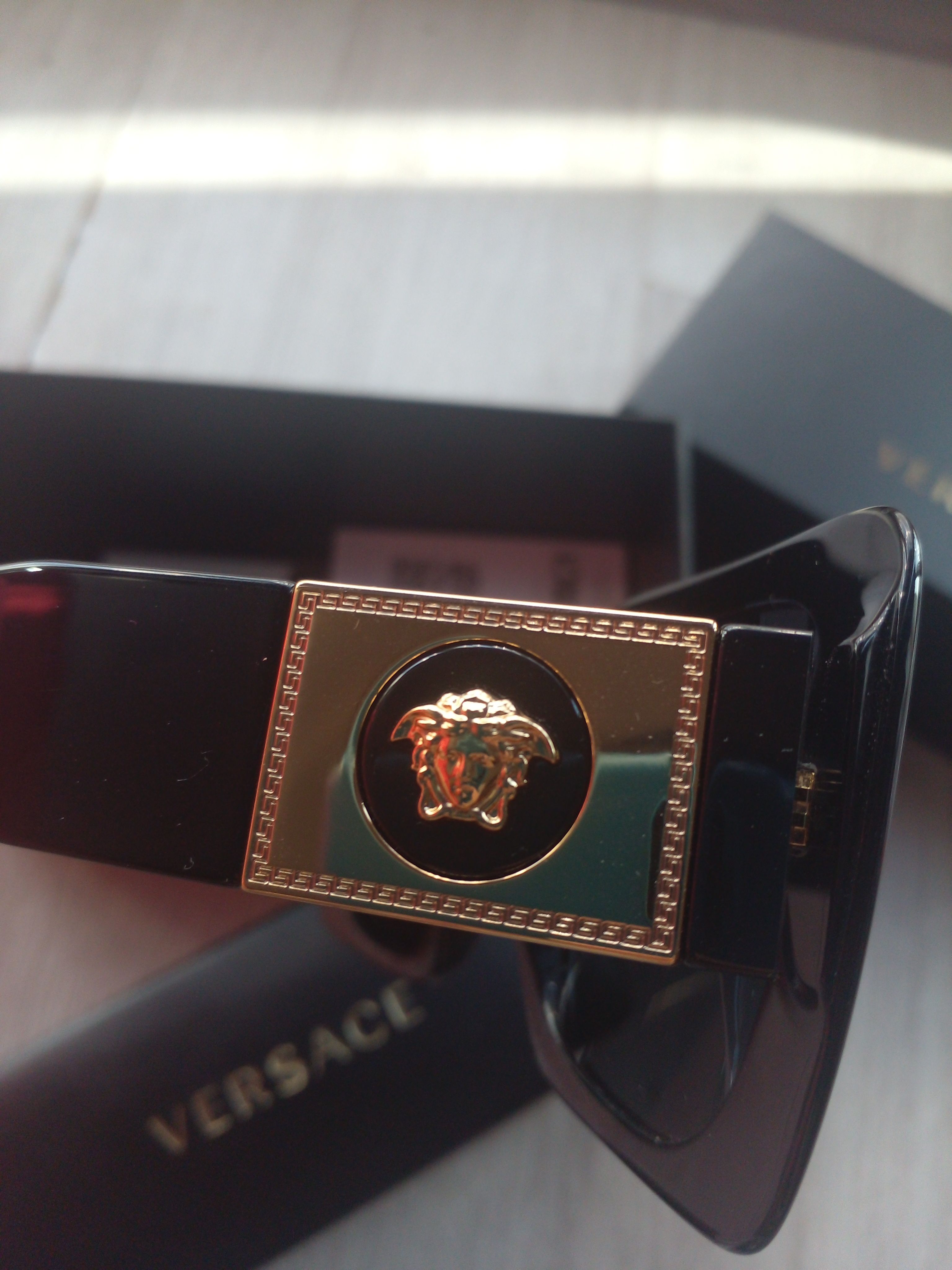 عینک آفتابی زنانه ورساچه Versace اورجینال VE 4405 GB187 .54 photo review