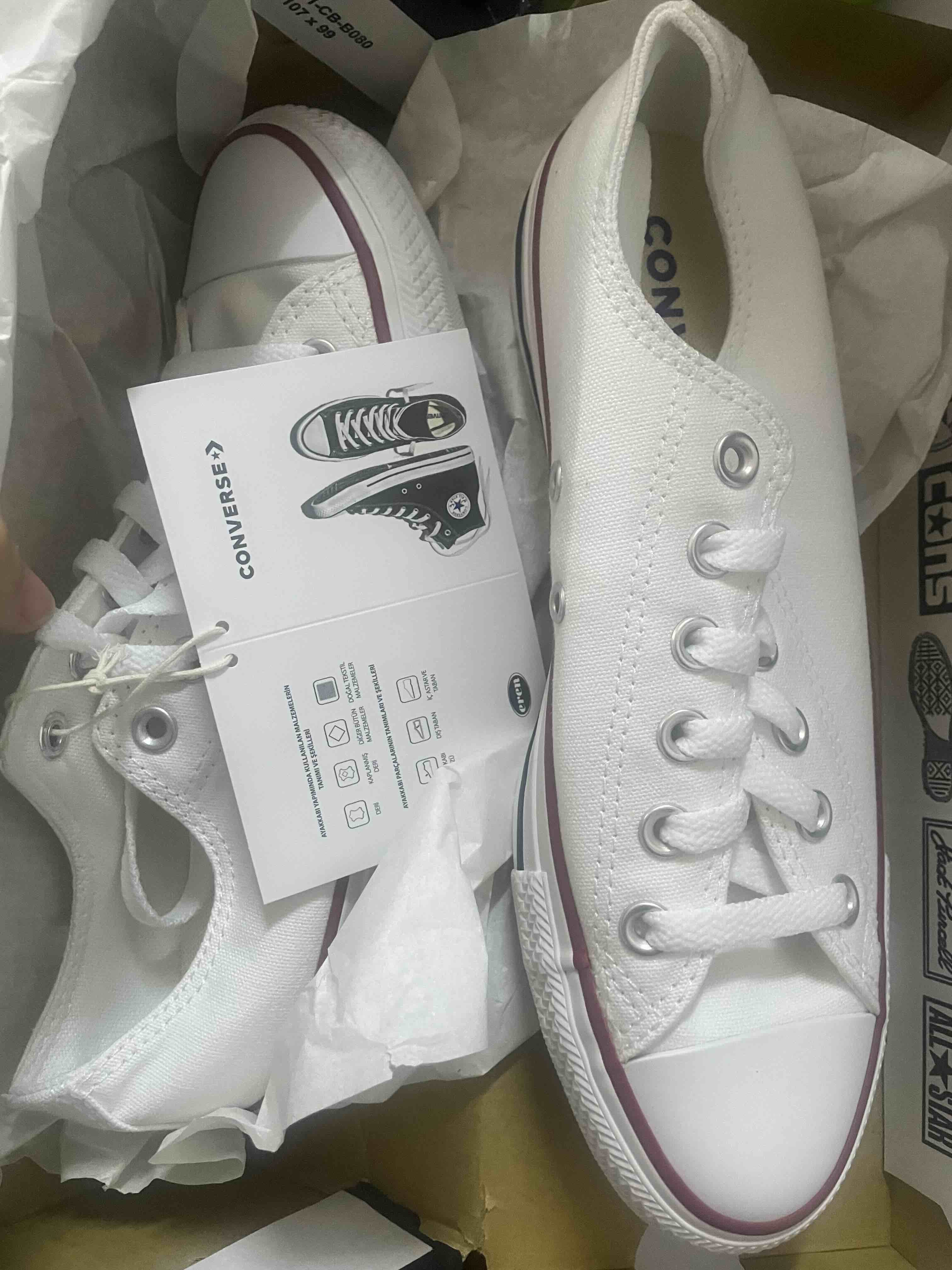 اسنیکر زنانه کانورس Converse اورجینال Chuck Taylor All Star M9166C photo review