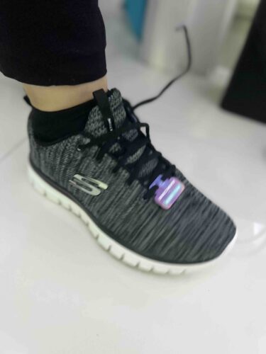 کتانی تمرین و دویدن زنانه اسکیچرز Skechers اورجینال 12614 BKW photo review